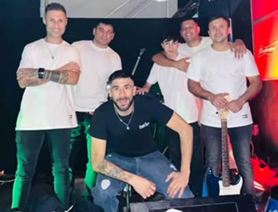 Lee más sobre el artículo LA EZEE BAND