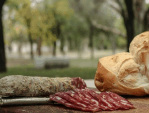 Lee más sobre el artículo LA PREVIA DEL SABOR: MERCEDES ANTICIPA SU GRAN FIESTA DEL SALAME QUINTERO