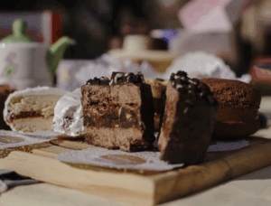 Lee más sobre el artículo LLEGA EL PRIMER FESTIVAL DE CHOCOLATES Y ALFAJORES ARTESANALES A MERCEDES