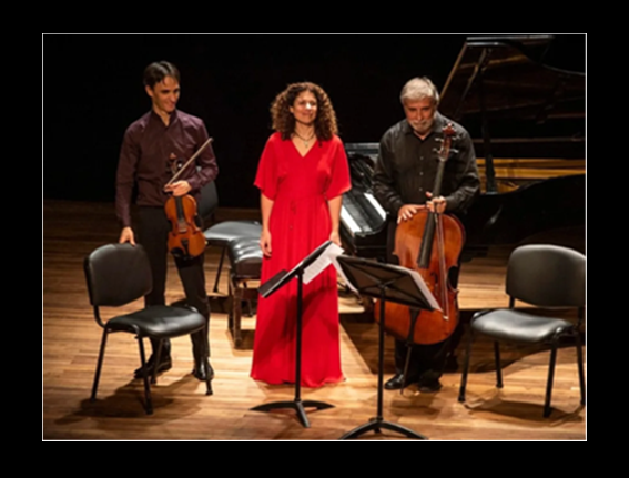 Lee más sobre el artículo TRIO MOUJAN, ROMERO y MANZANO